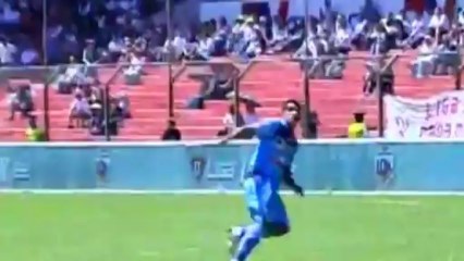 Wspaniała bramka ''El Demonio'' Mendeza