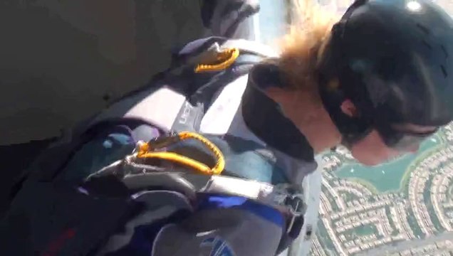 PARACHUTISME - CHAMPIONNATS DU MONDE DUBAI 2012 : VOILE CONTACT à 2 FRANCE B - saut 4