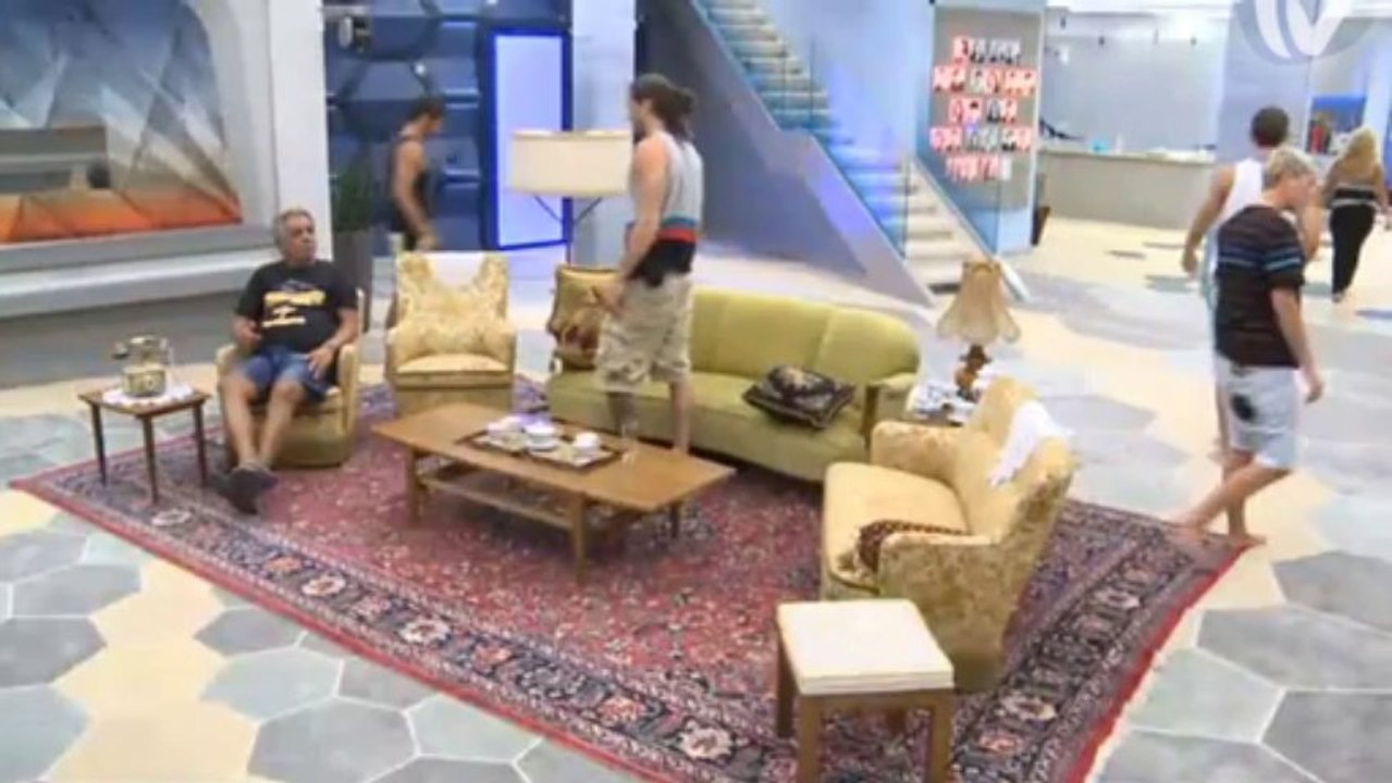 טהוניה מקבלת משימה