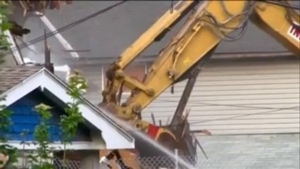 La maison des "disparues de Cleveland" a été détruite