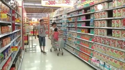 Multadas seis empresas de leche infantil en China por...