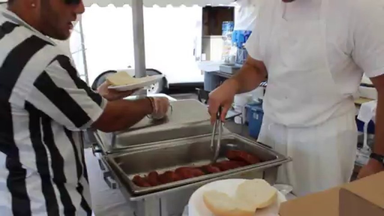 Italian Sausages Fly at Festa Italiana