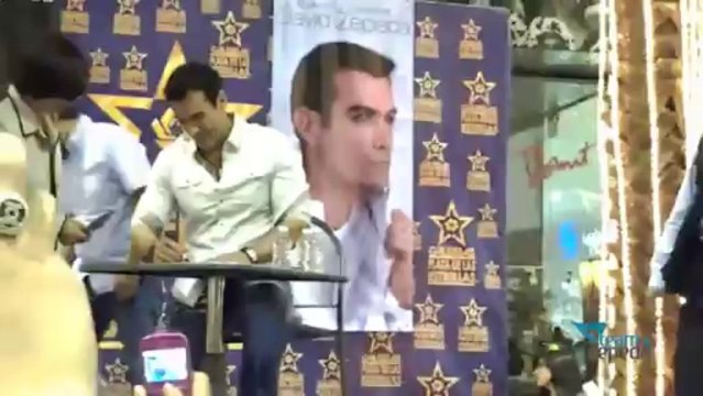 Firma de autógrafos #VolverteAEnamorar @davidzepeda1 en Plaza de las Estrellas - Julio 13, 2013