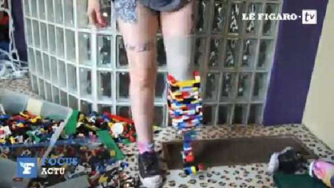 Amputée, elle se fabrique une prothèse en Lego