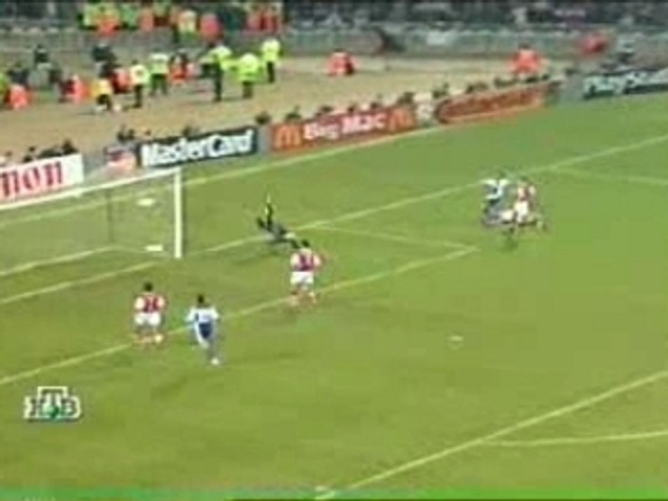 Batistuta Fiorentina vs Arsenal in 1999