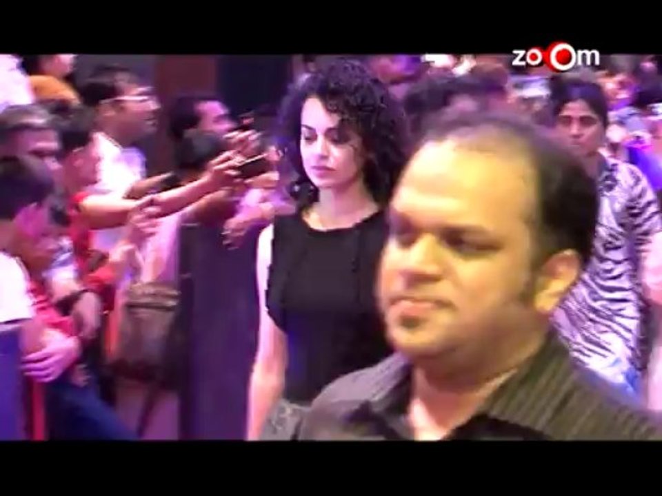 Planet Bollywood News - Alia refuses to comment on working with Ranbir, Ekta Kapoor's star power at the Iftar bash & more