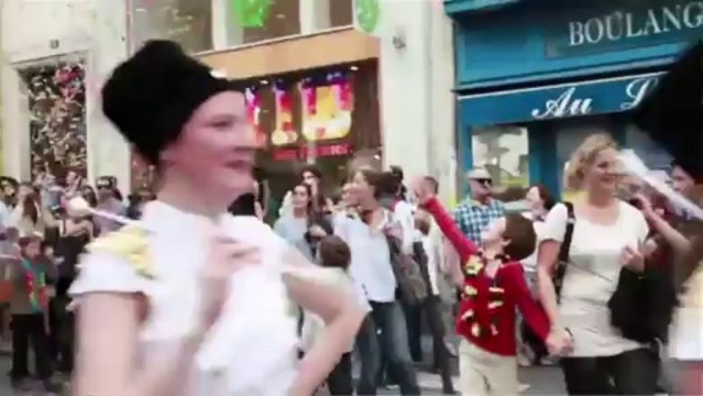 Bonne année, une fois.