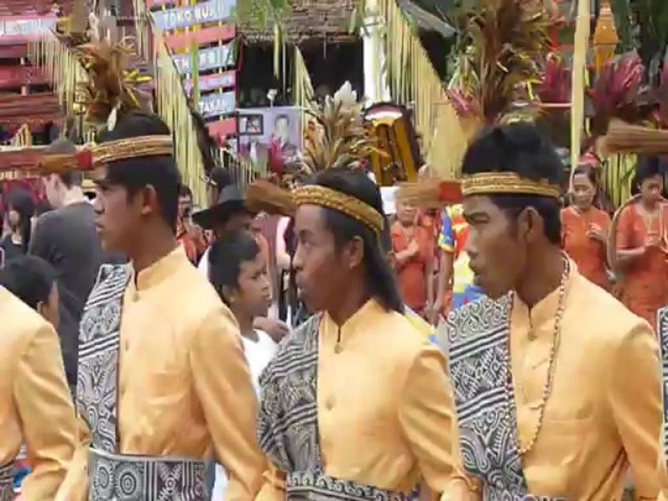 danse à Rantepao