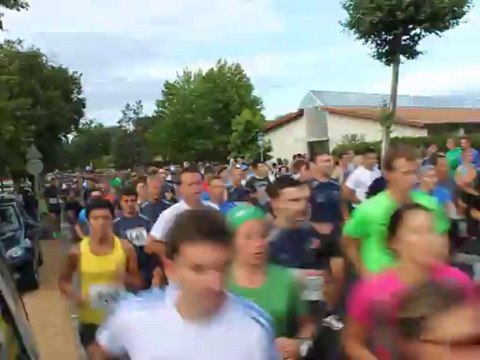 2013 Août. SOUSTONS (Fêtes. Départ 10 kms pédestre)