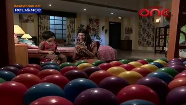 Jhilmil Sitaron Ka Aangan Hoga 8th August 2013 Video Watch Online pt1