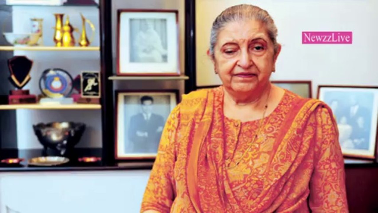Khaak Se Kharabpati - Hazaar Crore Ki  Maalik -  Watch The full Emotional Story  Of Queen