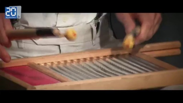 Sophie Maurin en live dans le studio de «20 Minutes» interprète «Far away».