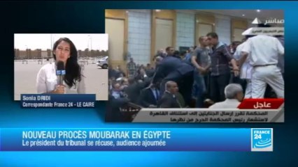 Le président du tribunal chargé de rejuger Hosni Moubarak se récuse