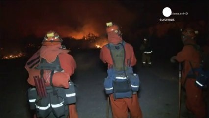 Usa: boschi in fiamme in California