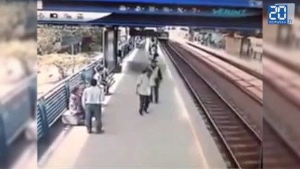 Colombie: il sauve un homme qui voulait se jeter sous le métro