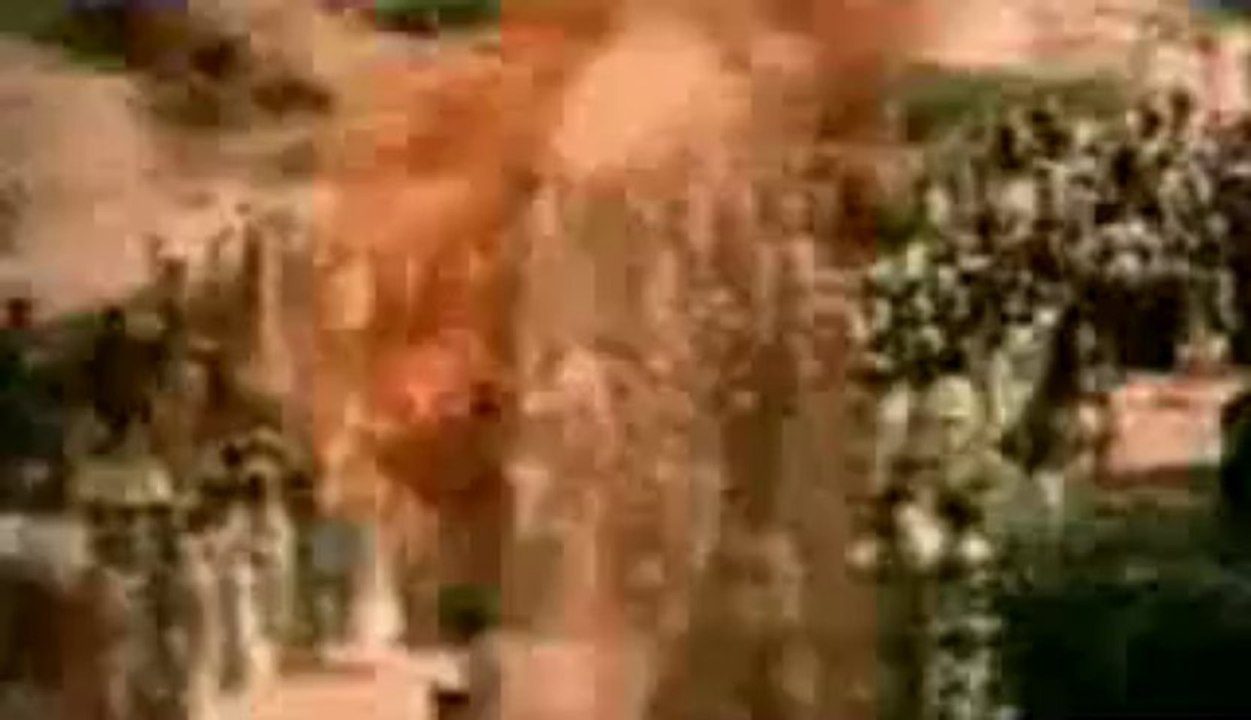 Junoon Se Aur Ishq Se Milti Hai Azadi - Pakistan Song