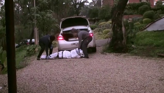 Prank Gone Wrong - Transporting Dead Body In Taxi