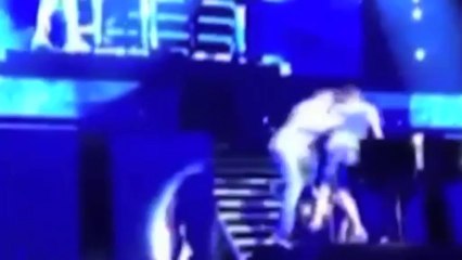 Justin Bieber assailli sur scène par un fan