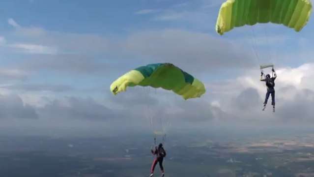 5- PARACHUTISME - CHAMPIONNATS DE FRANCE VICHY 2013 - VC2 « Besançon 3 Saut1»- 8aout13