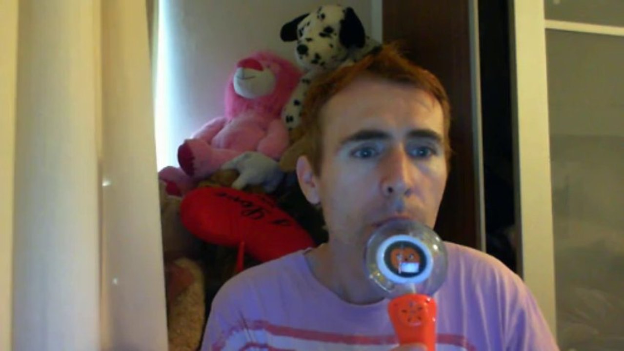 Wiwi égratigne "gros Pierre" de Gilles Vigneault