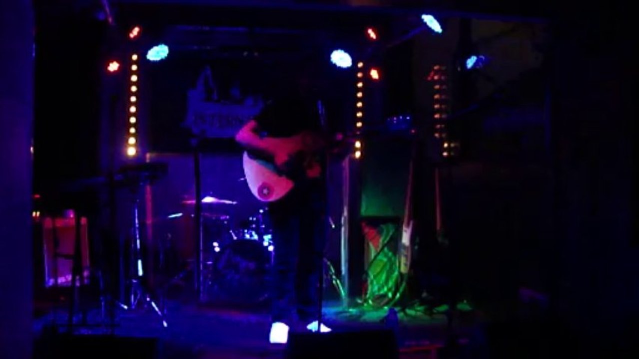 Damien Vanni - Anakin (Live @ L'International)