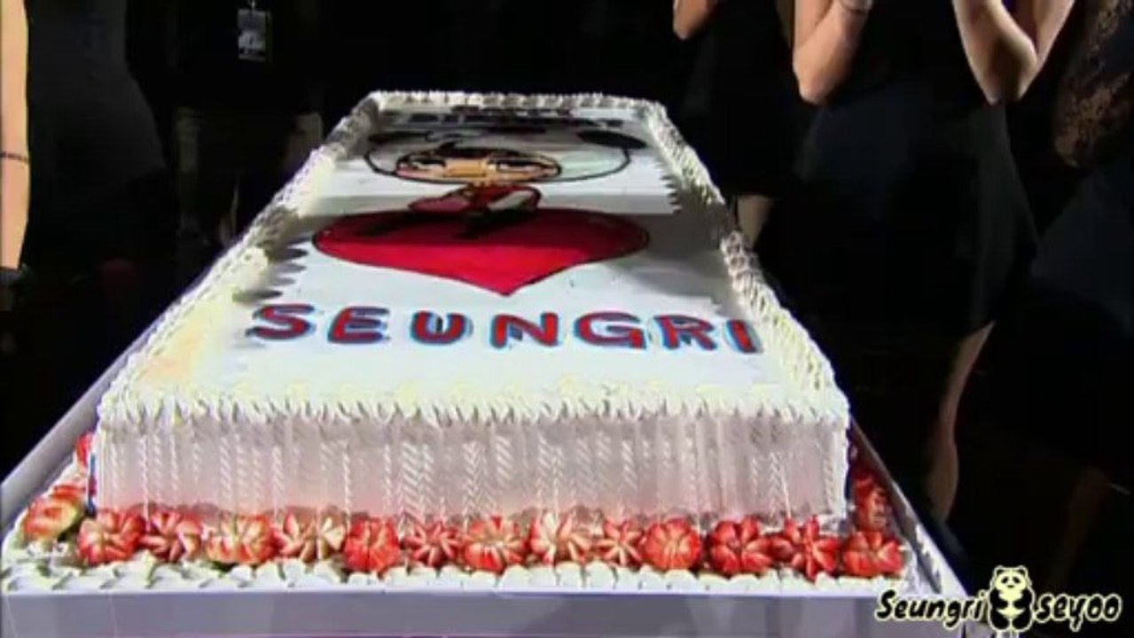 Alive Galaxy World Tour - Special Events - SR's birthday in Hong Kong