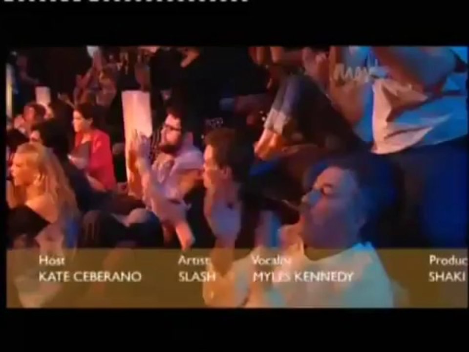 Sweet Child O Mine - Rare Acoustic - Slash  Myles Kennedy - Live Max Sessions 2010 HQ