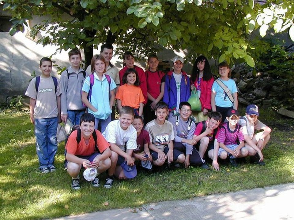 Visszaemlékezés az általános iskolára - 2013.08.10. (5 éves találkozó alkalmából)