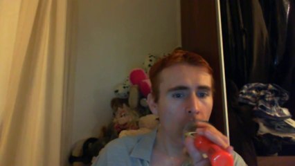 Wiwi égratigne "la nuit" des Charts