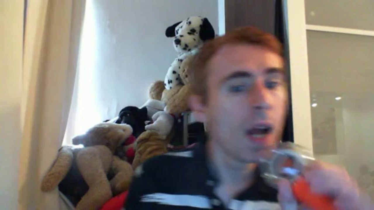 Wiwi égratigne "walker" de Cascadeur