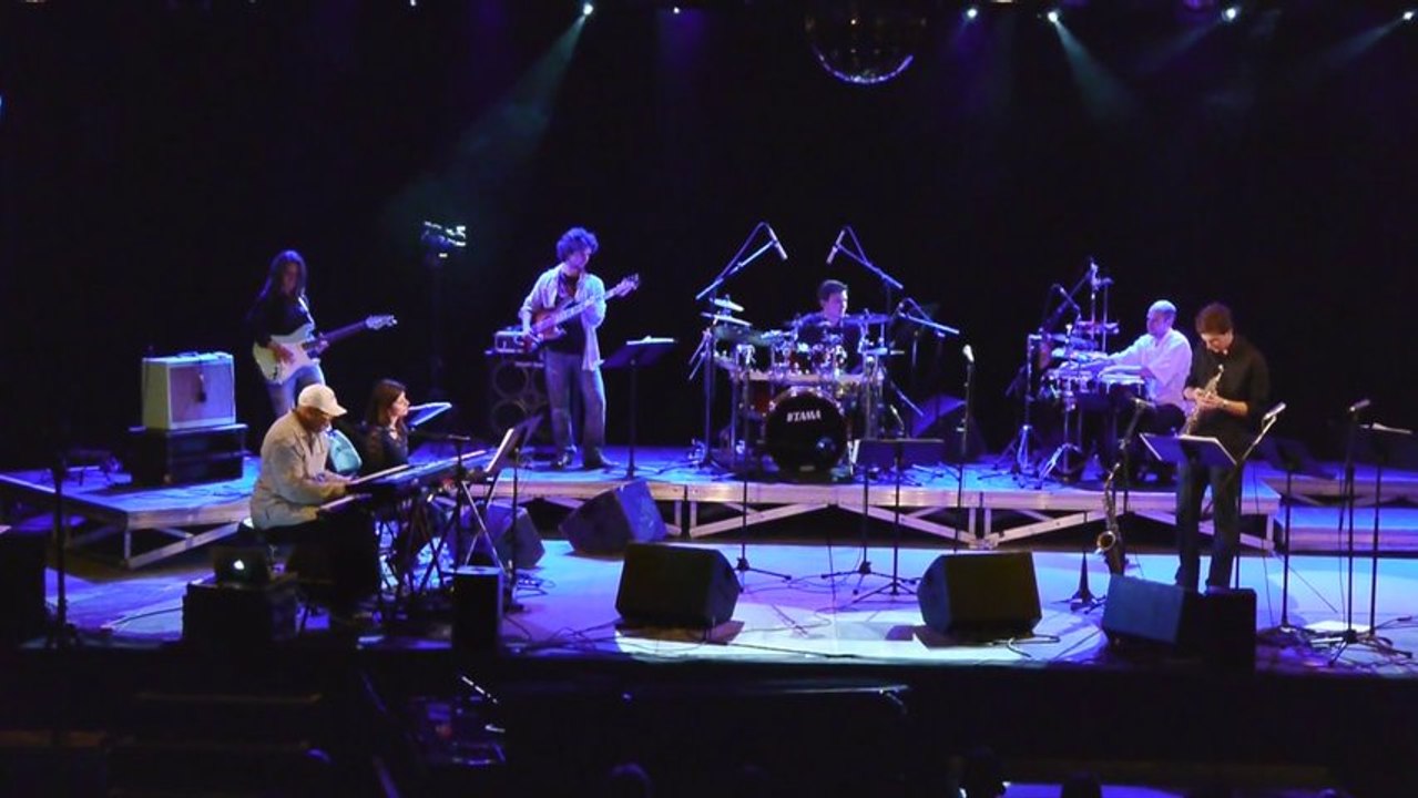 MacCOMB      ANOTHER DAY