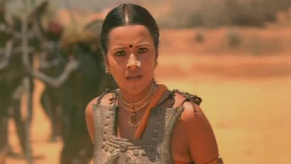 Karthi Saves Chola Kingdom In Yuganiki Okkadu - HD