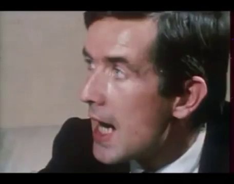 Un physicien témoigne sur TF1 d'une psychokinèse par Jean-Pierre Girard d'un barreau d'alliage intordable et PK sous tubes de verre