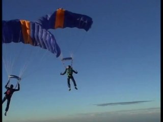 PARACHUTISME - CHAMPIONNATS DE FRANCE VICHY 2013 - VC2 « Para Club de l’Indre Saut4»- 10aout13