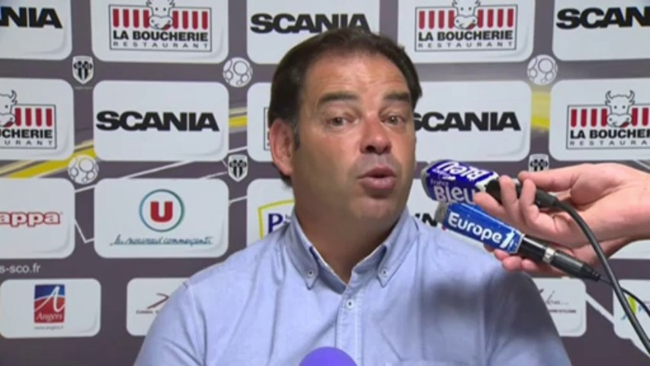 Conférence de presse Angers SCO - Châteauroux (1-0) : Stéphane MOULIN (SCO) - Didier THOLOT (LBC) - 2013/2014