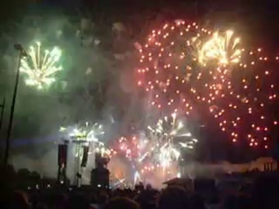 Feu d’artifice a Paris Dimanche 14 Juillet 2013