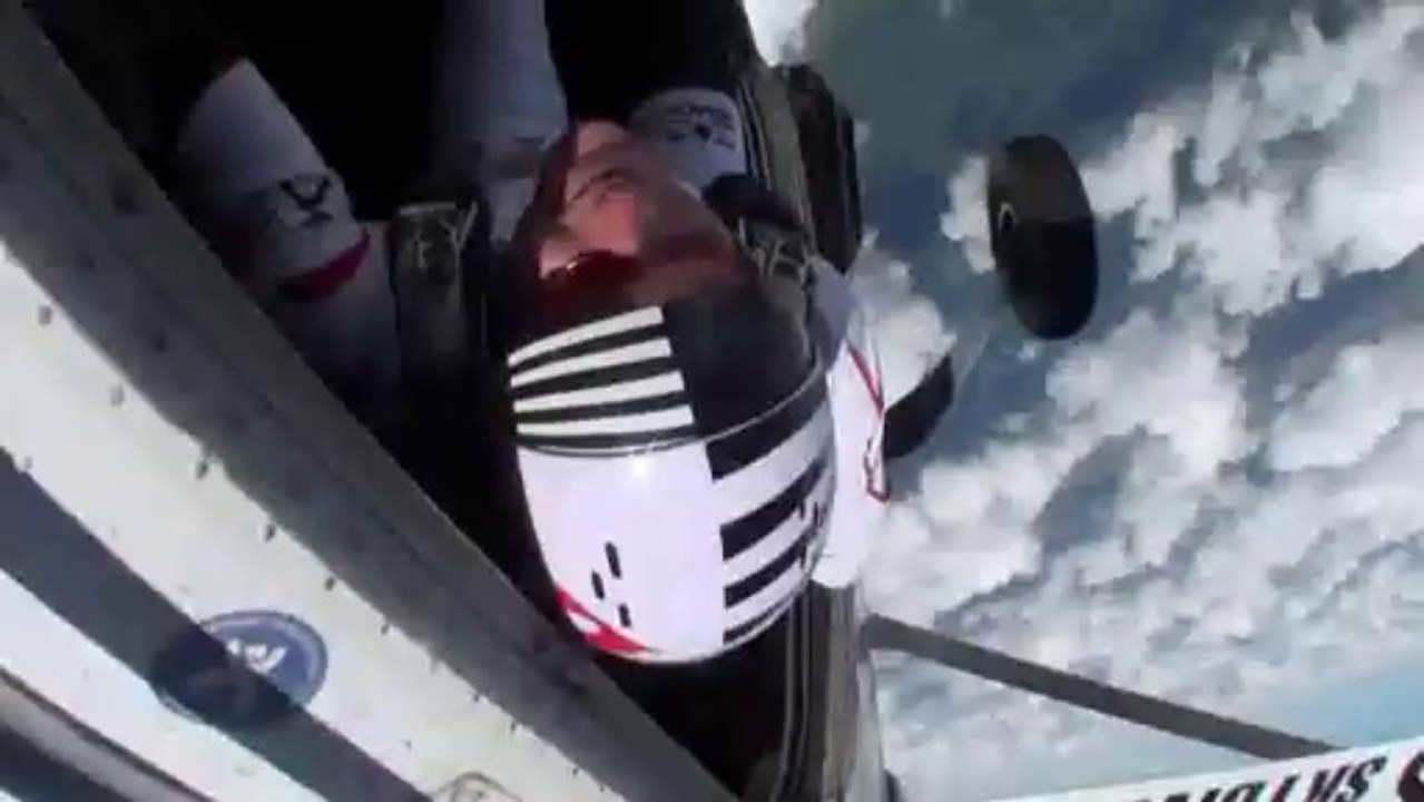 PARACHUTISME - CHAMPIONNATS DE FRANCE VICHY 2013 – Freestyle « Figure2Style Perros Vannes Saut7»- 10aout13