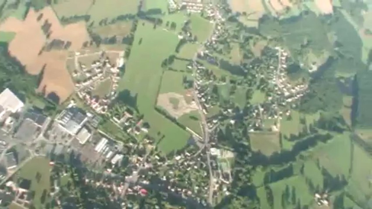 PARACHUTISME - CHAMPIONNATS DE FRANCE VICHY 2013 - VR4 «Kind Air Le Blanc Saut6»- 11aout13