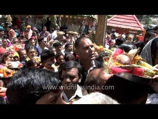 Crowd of devotees outside Gangotri temple