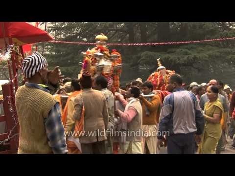 At the Bhairon Nath temple: From Gangotri to Mukhba