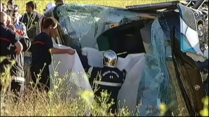 Deux morts après un accident de car dans l'Aude