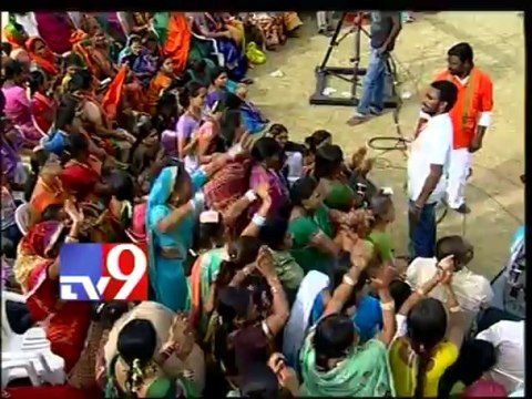 Gujarati artists perform @ Nava Bharat Yuva Bheri Sabha