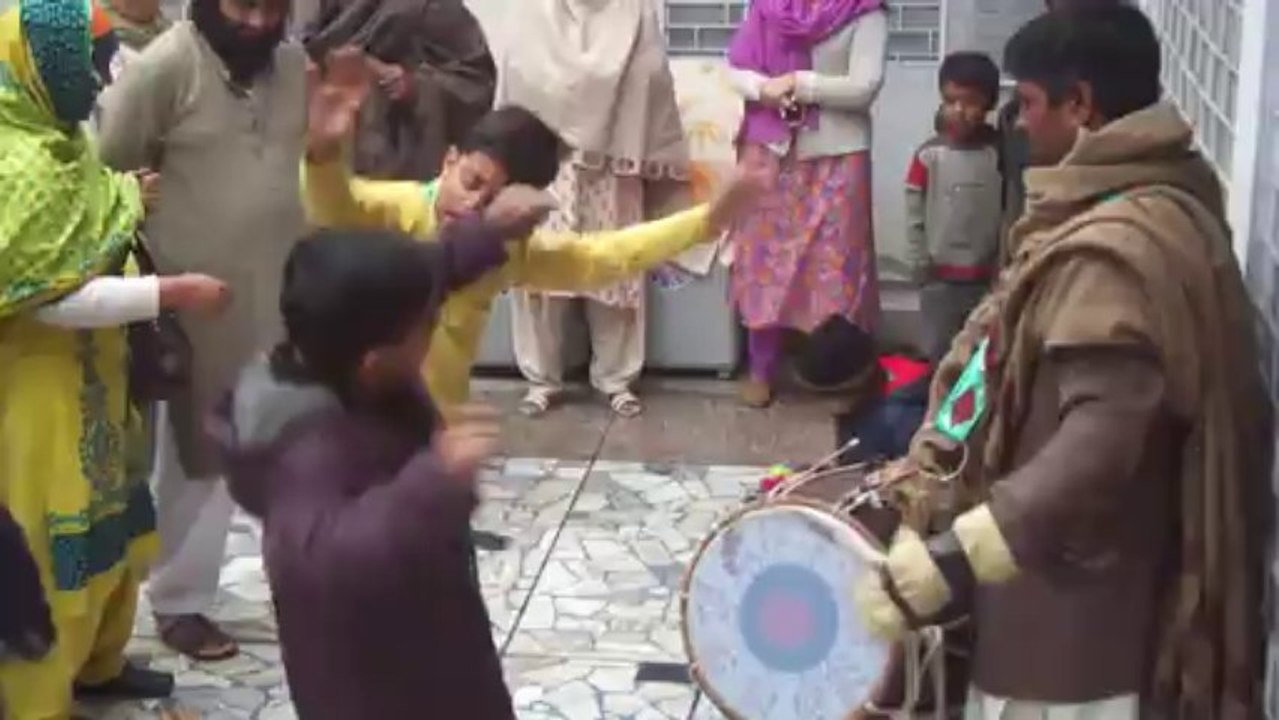 world amazing bunghra