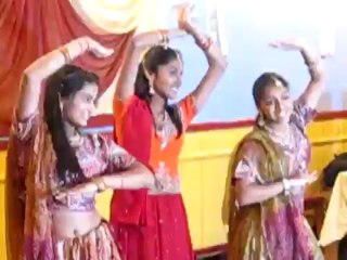 Aja NachLe Indian Bollywood Dance