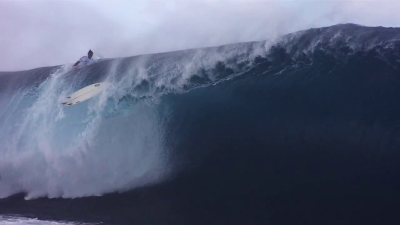 How Not To Surf Teahupoo - 2013 Billabong Pro Tahiti