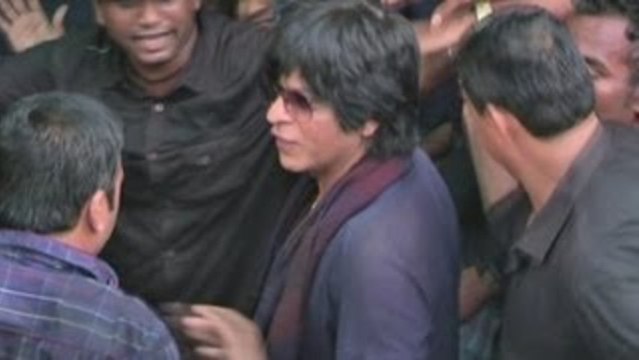 Shahrukh Khan & Rohit Shetty @ Gaiety Cinema, Bandra For Chennai Express