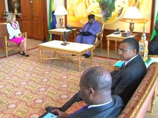 Entretien du Président et d'Amanda Ellis, envoyée spéciale du Premier Ministre de Nouvelle Zélande