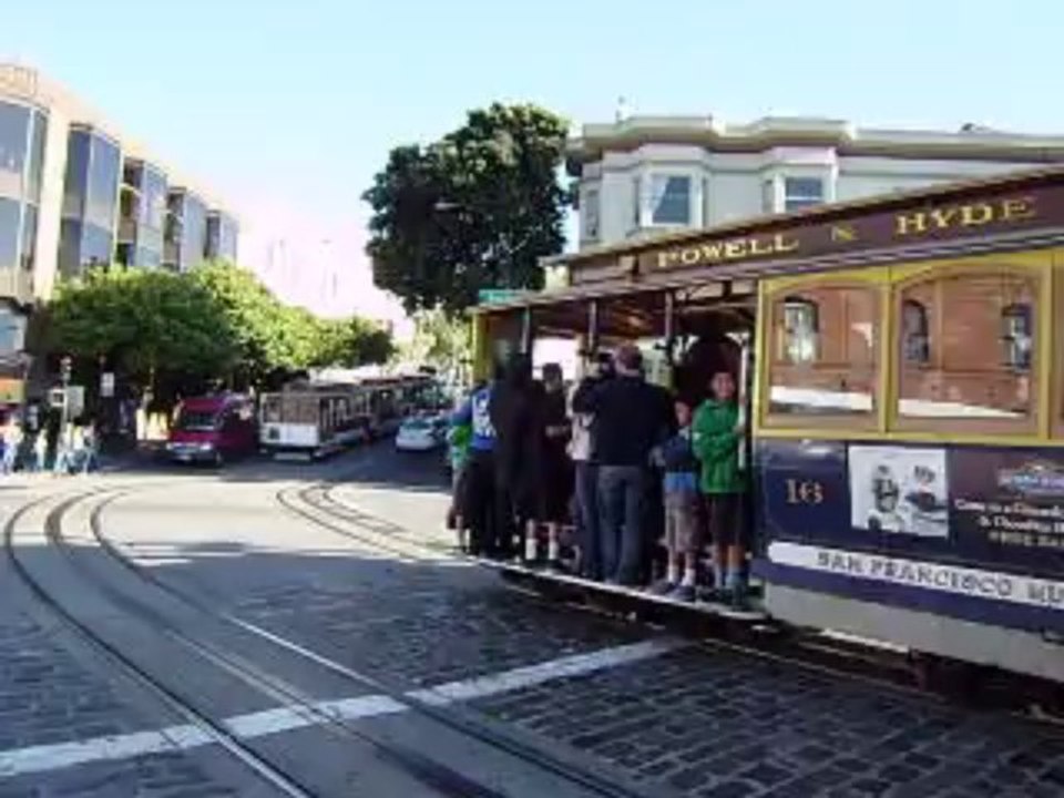 2012 San Francisco Cable car / départ du port