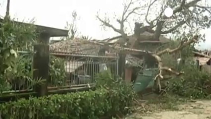 Il tifone Utor devasta il nord delle Filippine, morti e...