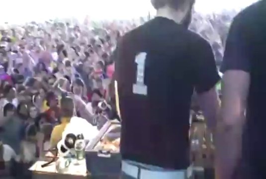 MSTRKRFT - Coachella 2007 (clip 1 of 5)